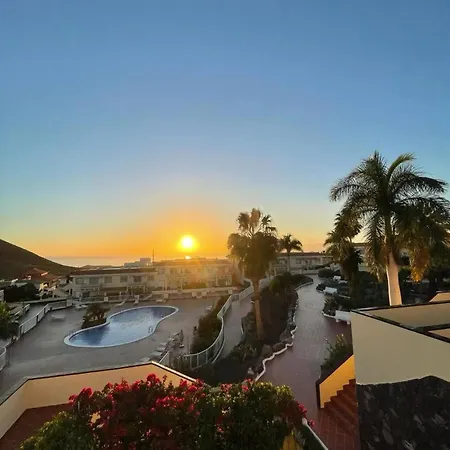 With Sea View In - 55 M² Appartement Chayofa