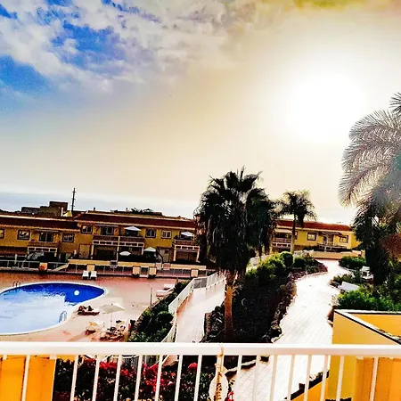 With Sea View In - 55 M² Appartement Chayofa